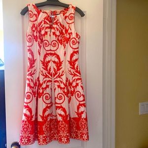 Gabby Skye brand. Size 8,summer dress, 96% polyester,4% spandex. Red/white color